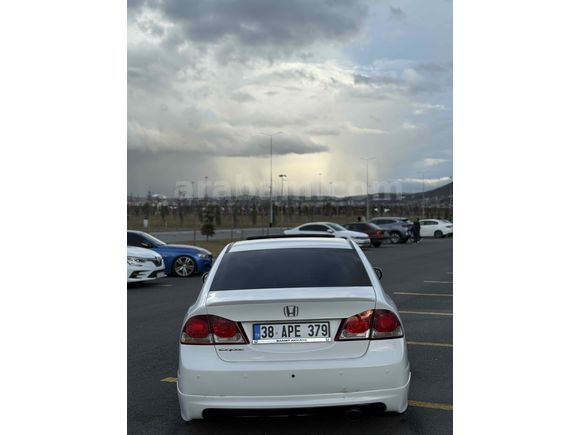 Sahibinden Honda Civic 1.6i VTEC Elegance 2012 Model 