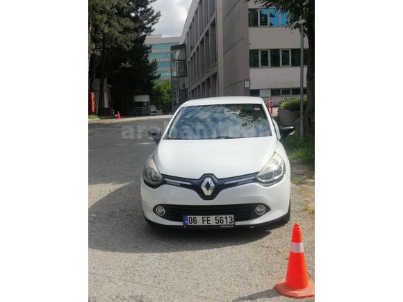 Sahibinden Renault Clio 1.2 Icon 2014 Model Ankara 150000 km Beyaz