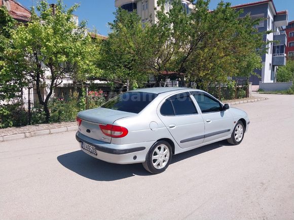 Galeriden Renault Megane 1.6 Alize 2004 Model Tokat