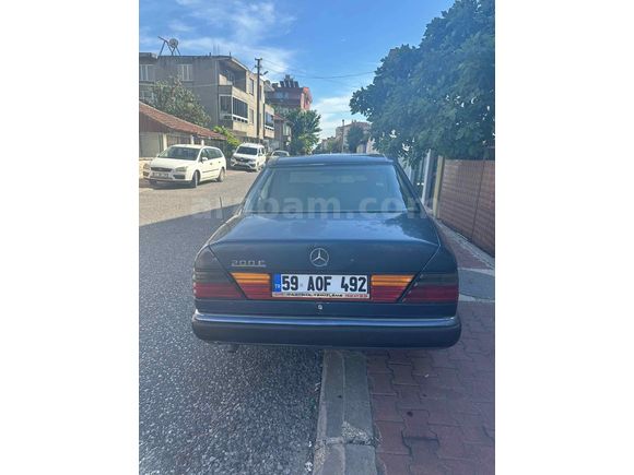   MERCEDES 200 E 1988 Model BAKIMLI  