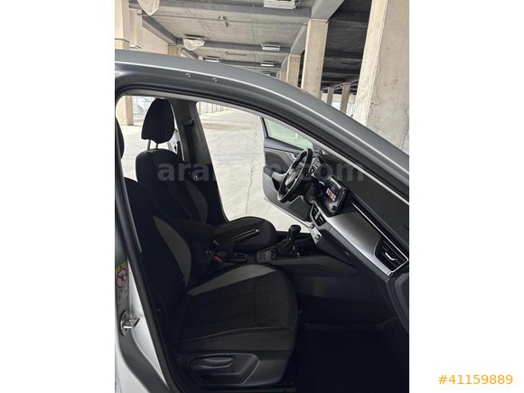 2023 MODEL SKODA SCALA OTOMATİK 65 BİN KMDE BAKIMLı