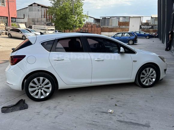 DÜŞÜK KM BENZERSİZ ASTRA