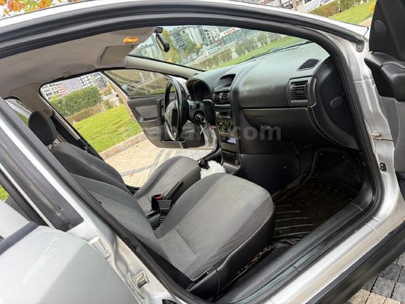 Memurdan 160.000 km 1.6 Opel 2007