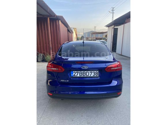 SUNROOFLU FORD FOCUS TİTANİUM OTOMATİK