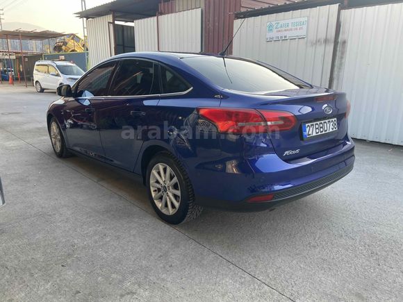 SUNROOFLU FORD FOCUS TİTANİUM OTOMATİK
