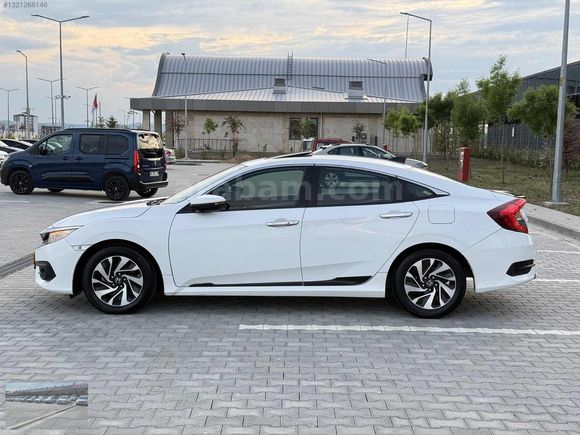 SEVİM AUTO'DAN BOYASIZ HONDA CİVİC 1.6İVTEC ECOEXECUTİVE FAB LPG