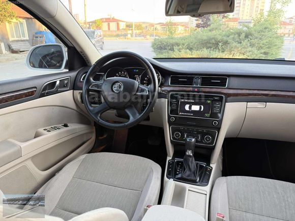 /SEVİM AUTO'DAN/2013 SKODA SÜPERB 4KOLTUK ISITMA SUNROOF !