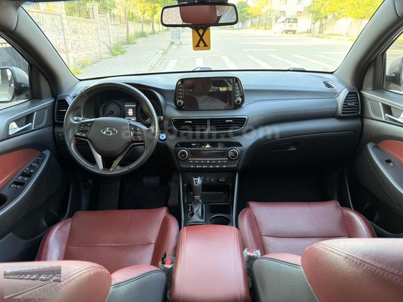 /SEVİM AUTO'DAN/2019 HYUNDAİ TUCSON 1.6 CRDİ 4X2 ELİTE 75'BİN'DE