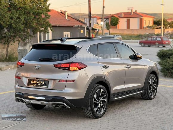 /SEVİM AUTO'DAN/2019 HYUNDAİ TUCSON 1.6 CRDİ 4X2 ELİTE 75'BİN'DE