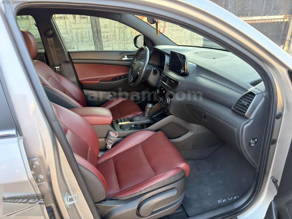 /SEVİM AUTO'DAN/2019 HYUNDAİ TUCSON 1.6 CRDİ 4X2 ELİTE 75'BİN'DE