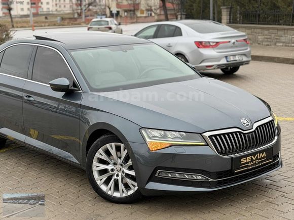 /SEVİM AUTO'DAN/2019 HATASIZ SKODA SÜPERB CAM TAVAN PRESTİGE !