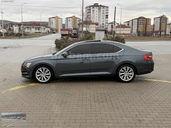 /SEVİM AUTO'DAN/2019 HATASIZ SKODA SÜPERB CAM TAVAN PRESTİGE !