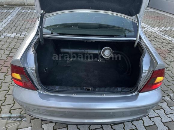// SEVİM AUTO'DAN OPEL VECTRA 2001 1.6 16V COMFORT //