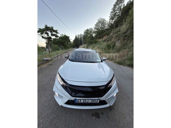 Sahibinden Honda Civic 1.6i VTEC Eco Elegance 2021 Model 