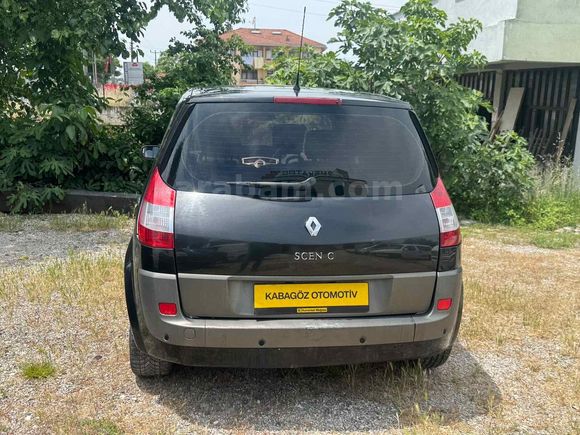 Kabagöz Otomotivden  Renault Scenic 1.6 Privilege 2006 Model Düzce