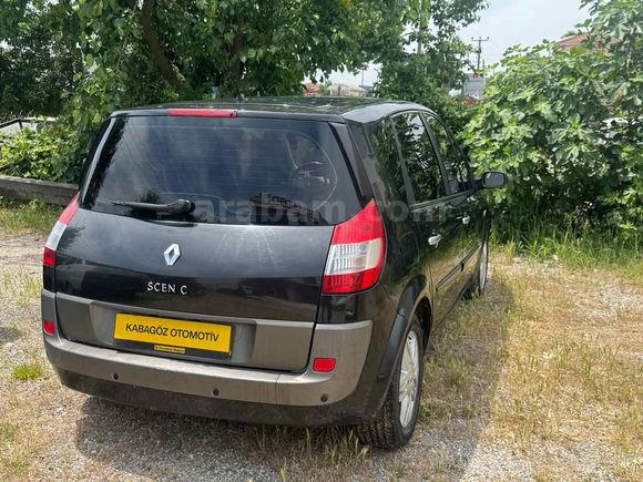 Kabagöz Otomotivden  Renault Scenic 1.6 Privilege 2006 Model Düzce