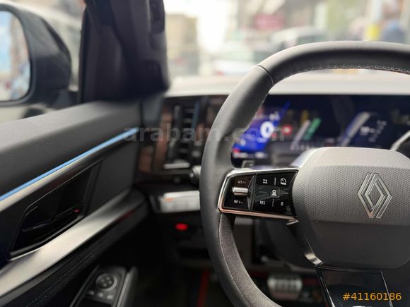 GÜVENLER'DEN RENAULT AUSTRAL 1.3 MİLD ALPİNE,CAM TAVAN,ÇİFT RENK