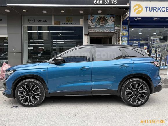 GÜVENLER'DEN RENAULT AUSTRAL 1.3 MİLD ALPİNE,CAM TAVAN,ÇİFT RENK