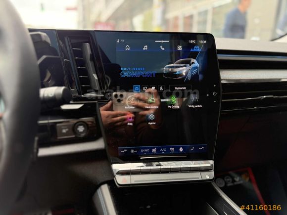 GÜVENLER'DEN RENAULT AUSTRAL 1.3 MİLD ALPİNE,CAM TAVAN,ÇİFT RENK