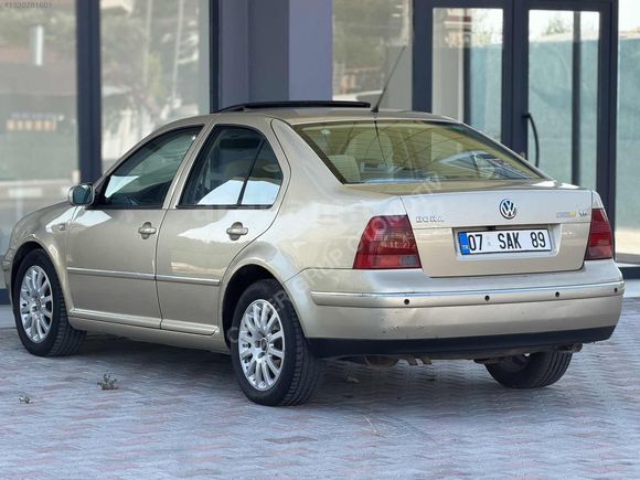 CANER'den 2003 BORA 1.6 HİGHLİNE ORJINAL 377.000. KM