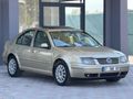 CANER'den 2003 BORA 1.6 HİGHLİNE ORJINAL 377.000. KM