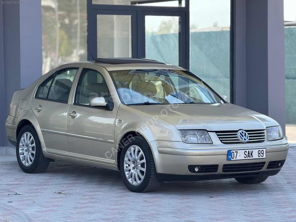 CANER'den 2003 BORA 1.6 HİGHLİNE ORJINAL 377.000. KM