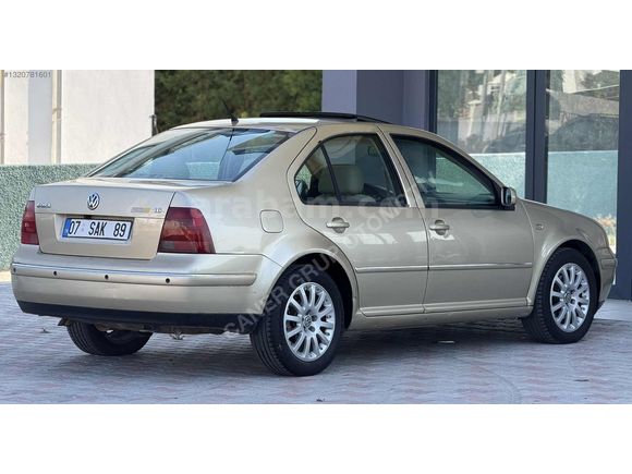 CANER'den 2003 BORA 1.6 HİGHLİNE ORJINAL 377.000. KM
