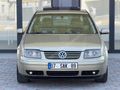 CANER'den 2003 BORA 1.6 HİGHLİNE ORJINAL 377.000. KM