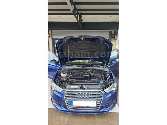 AKADEMİSYENDEN - AUDİ A3 - SCUBA BLUE RENK