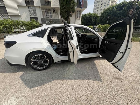 Değişensiz. Servis bakımlı. Garantili. 30.000 km. 