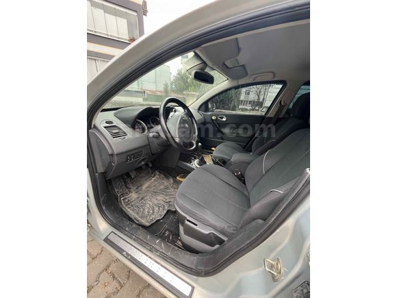 Sahibinden Renault Megane 1.6 Dynamique 2005 Model 