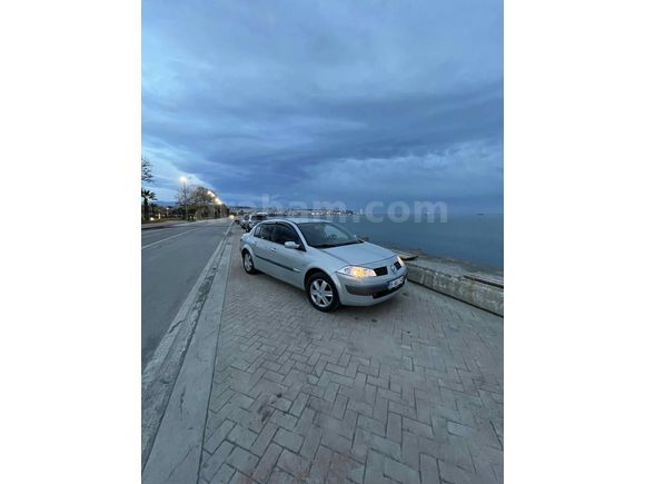 Sahibinden Renault Megane 1.6 Dynamique 2005 Model 