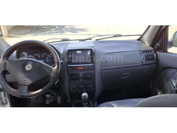 Ticari geçmişi yok  Albea Sole 1.3 Multijet Dynamic 2011 Model İzmir