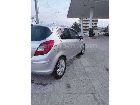 Sahibinden Opel Corsa 1.3 CDTI Enjoy 2012 Model