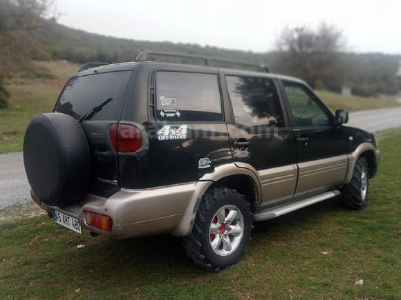 Sahibinden Nissan Terrano 2.7 TDI Elegance 2000 Model