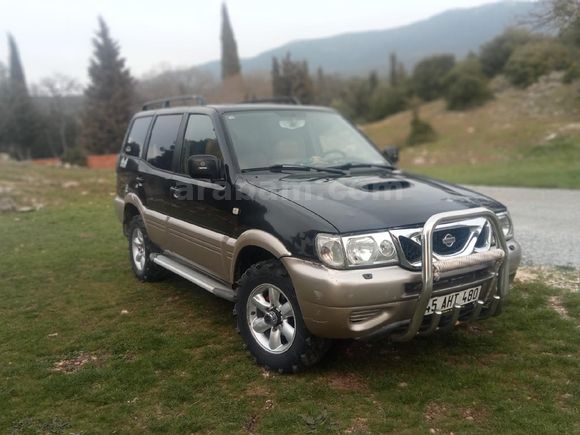 Sahibinden Nissan Terrano 2.7 TDI Elegance 2000 Model