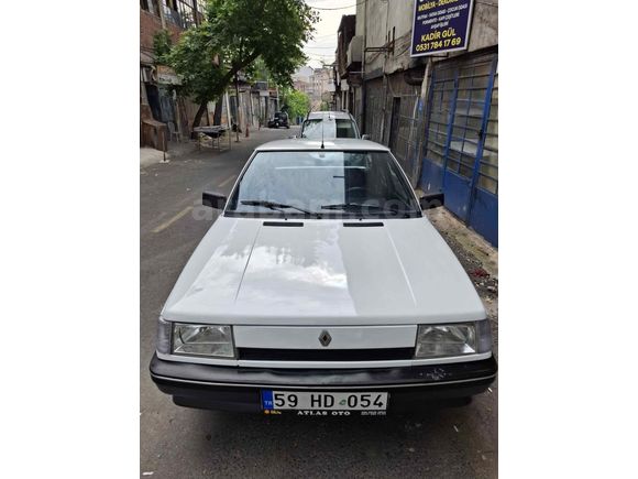 Galeriden Renault R 9 1.4 Broadway 1995 Model Tekirdağ