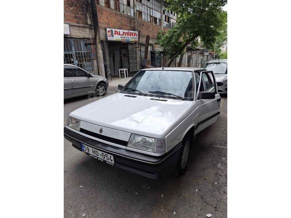 Galeriden Renault R 9 1.4 Broadway 1995 Model Tekirdağ