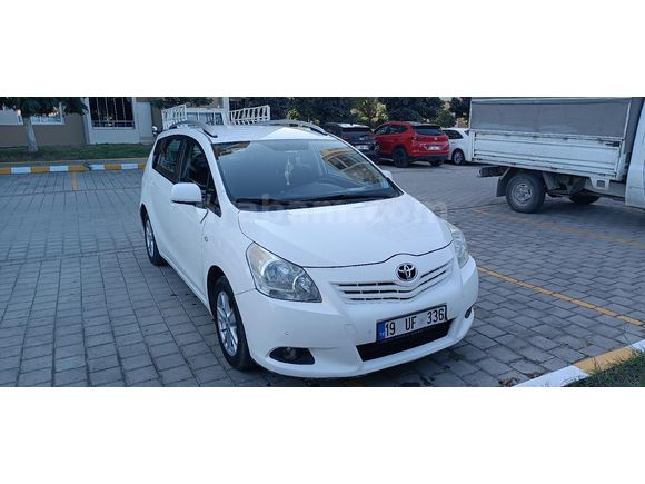 Sahibinden Toyota Verso 1.6 Elegant 2010 Model