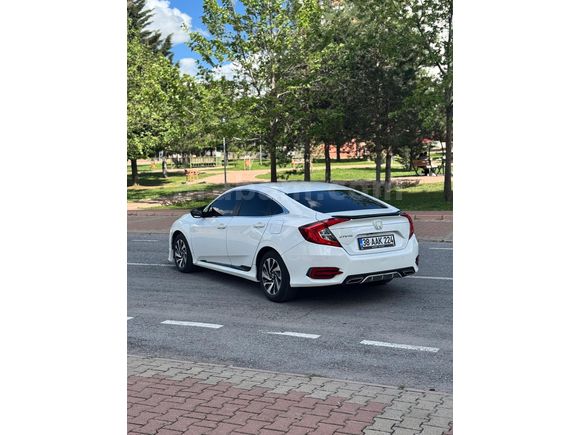 Sahibinden Honda Civic 1.6i VTEC Eco Elegance 2017 Model