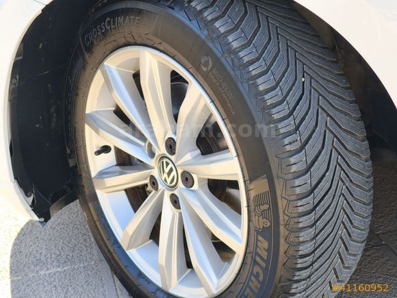 ""K.TAKSİT CAM TAVAN HATASIZ 1.4 TSİ BMT PASSAT""