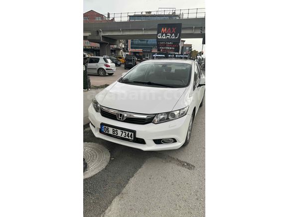 Sahibinden Honda Civic 1.6i VTEC Eco Elegance 2012 Model 