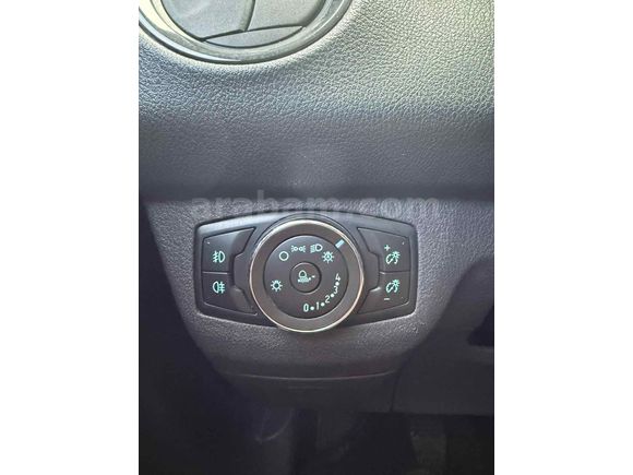 Sahibinden Ford Tourneo Courier 1.5 TDCi Titanium Plus 2019 Model 