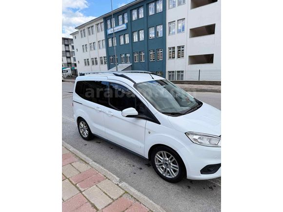 Sahibinden Ford Tourneo Courier 1.5 TDCi Titanium Plus 2019 Model 