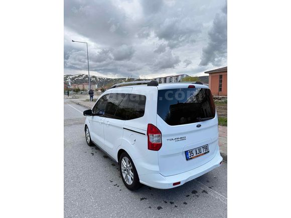 Sahibinden Ford Tourneo Courier 1.5 TDCi Titanium Plus 2019 Model 