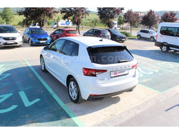 Skoda Fabia 1.0 TSİ PREMİUM