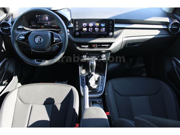 Skoda Fabia 1.0 TSİ PREMİUM