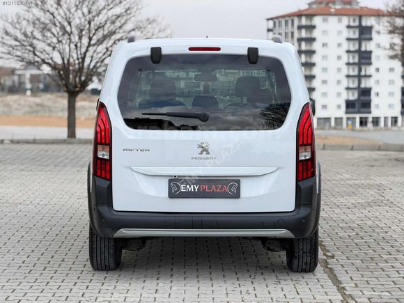 EMY PALAZADAN HATASIZ RİFTER