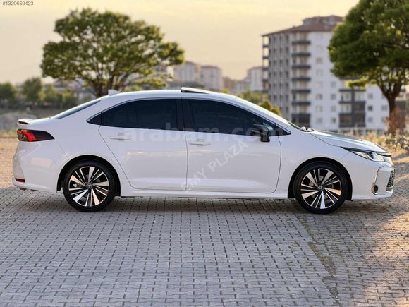 EMY PLAZADAN HATASIZ SIFIR KOKULU TOYOTA