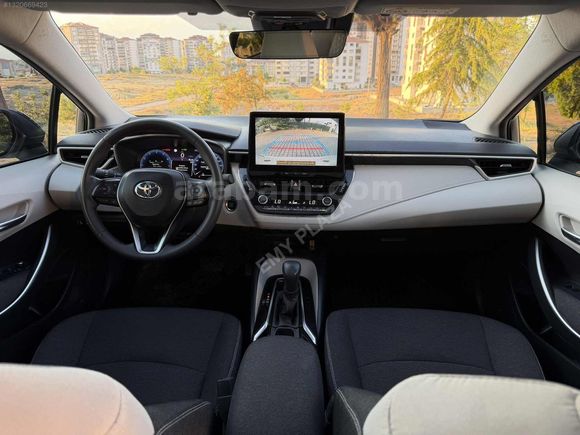 EMY PLAZADAN HATASIZ SIFIR KOKULU TOYOTA